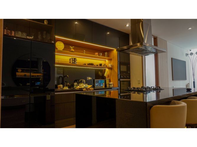 Apartamento en venta en Santa Barbara, Bogotá · foto 3 de 23