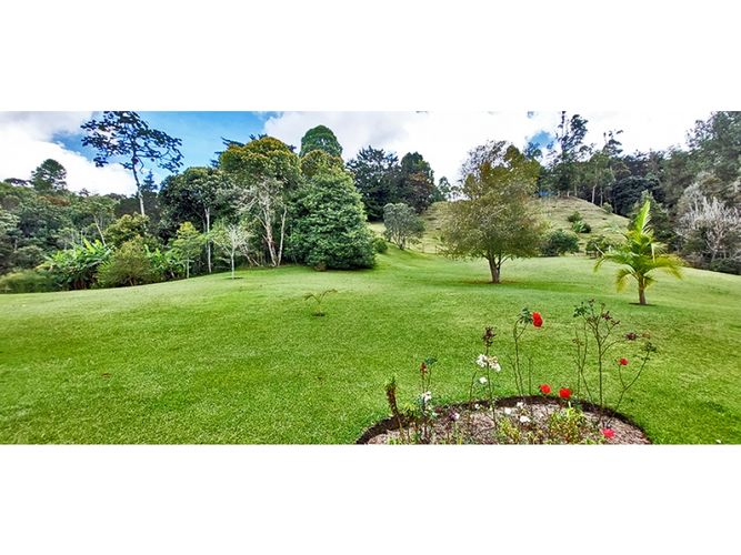 Casa de 3 alcobas en venta en Vía Las Palmas, El Retiro, 230 m² · foto 4 de 24