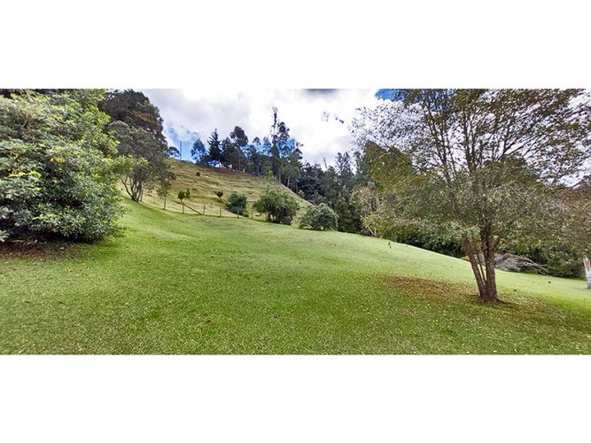 Casa de 3 alcobas en venta en Vía Las Palmas, El Retiro, 230 m² · foto 6 de 24