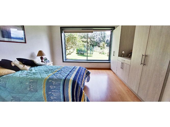 Casa de 3 alcobas en venta en Vía Las Palmas, El Retiro, 230 m² · foto 20 de 24