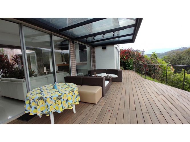 Casa en venta en La Corrala, Manizales · foto 4 de 16