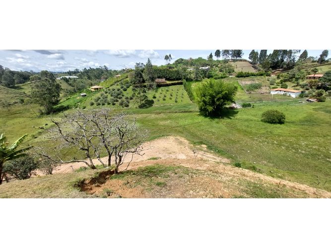 Lote en venta en Mampuesto, Rionegro, 371 m² · foto 4 de 8