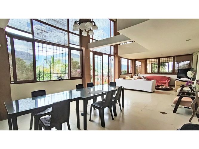 Casa de 7 alcobas en venta en Actividad Multiple, Copacabana, 643 m² · foto 5 de 24