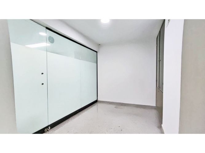 Consultorio en venta en Patio Bonito, Medellín, 113 m² · foto 7 de 17