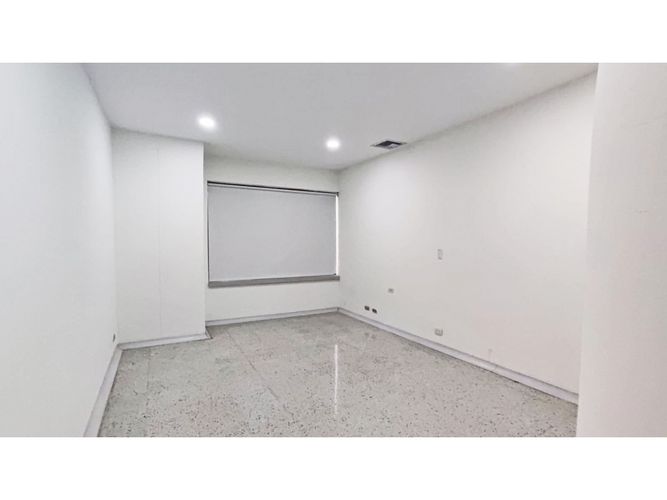 Consultorio en venta en Patio Bonito, Medellín, 113 m² · foto 15 de 17