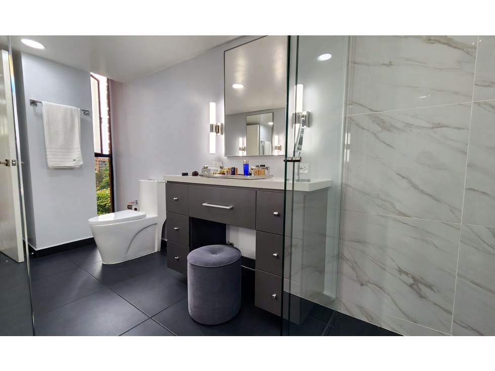 Apartamento en venta en El Campestre, Medellín · foto 7 de 12