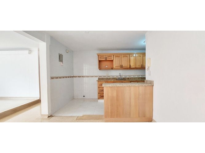 Apartamento de 3 alcobas en venta en Laureles, Medellín, 157 m² · foto 3 de 19