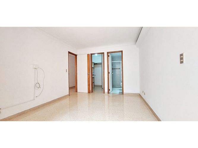 Apartamento de 3 alcobas en venta en Laureles, Medellín, 157 m² · foto 10 de 19