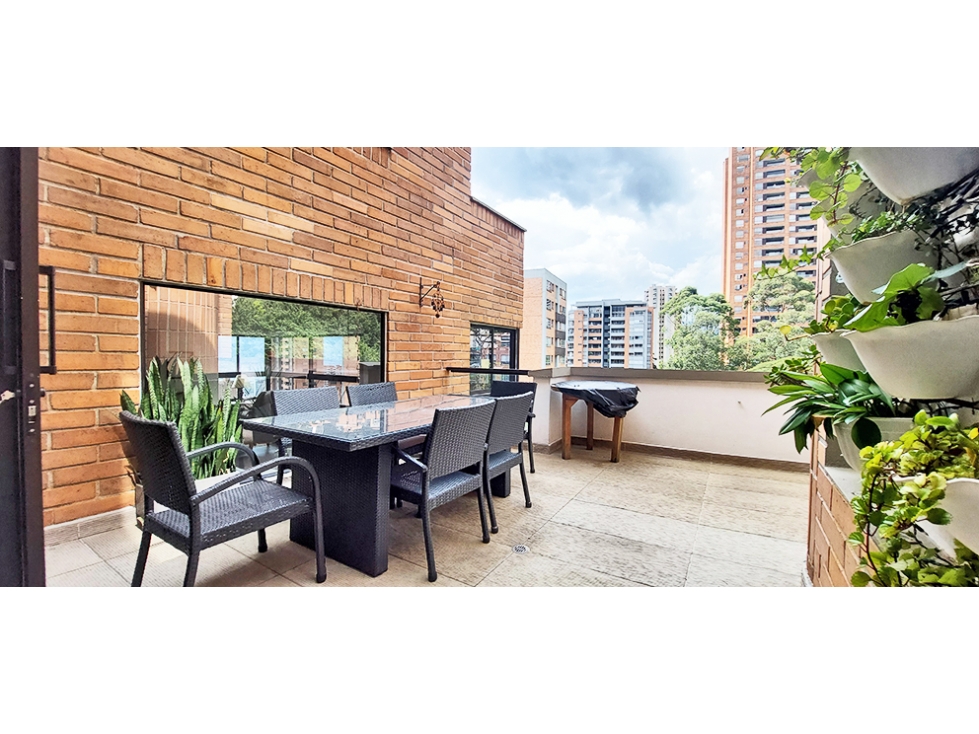 Apartamento en venta en El Poblado, Medellín · foto 10 de 24