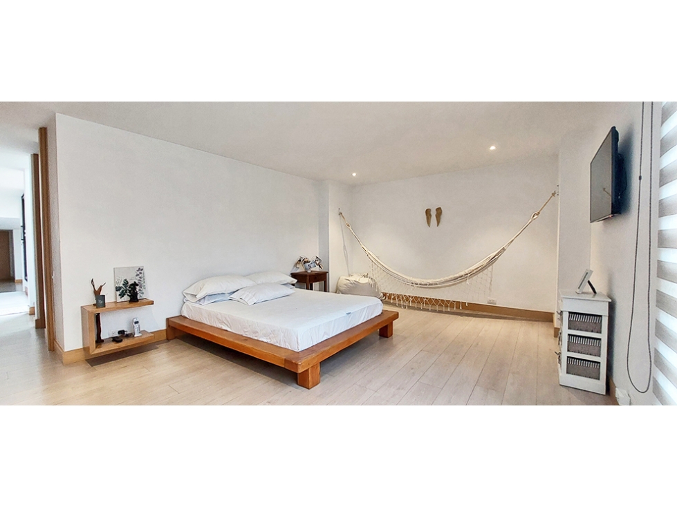 Apartamento en venta en El Poblado, Medellín · foto 13 de 24
