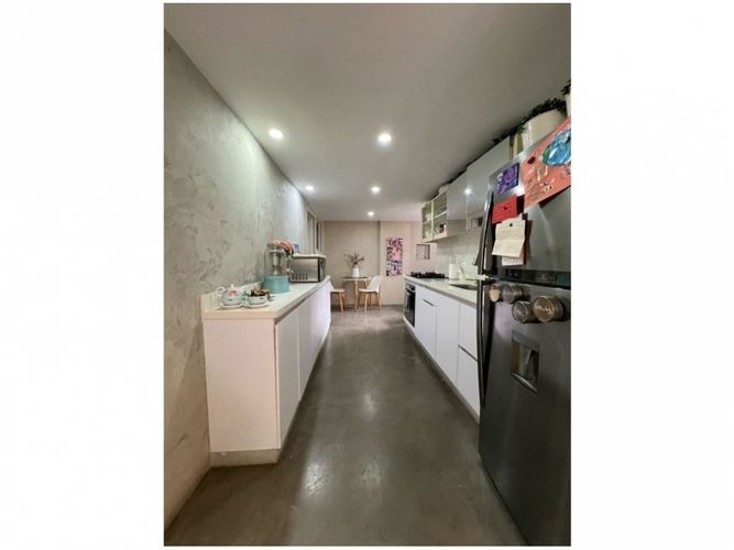 Apartamento en venta en El Poblado, Medellín · foto 5 de 24