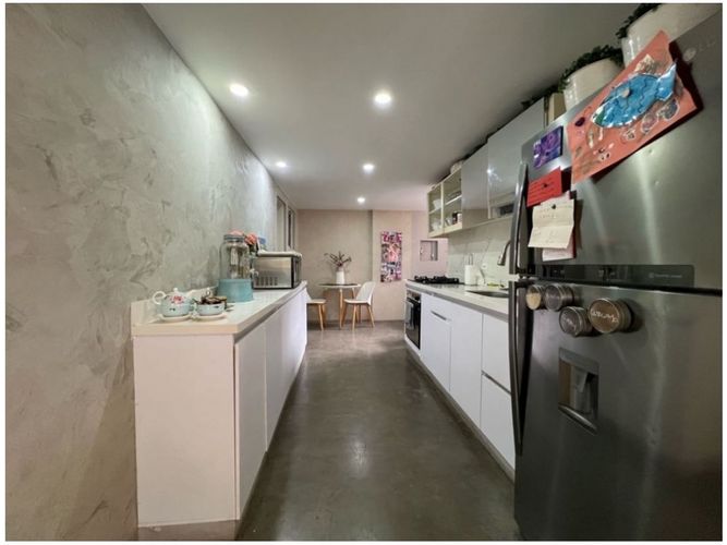 Apartamento en venta en El Poblado, Medellín · foto 6 de 24