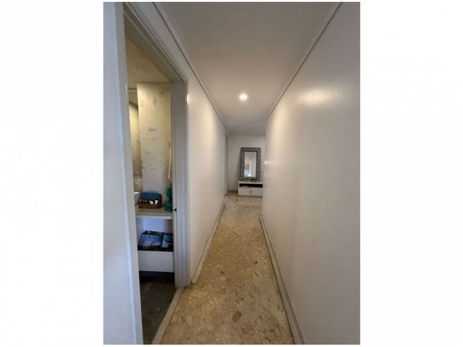 Apartamento en venta en El Poblado, Medellín · foto 12 de 24