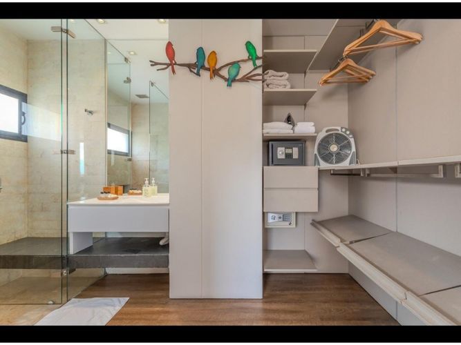 Apartamento en venta en Las Lomas No.1, Medellín · foto 8 de 16