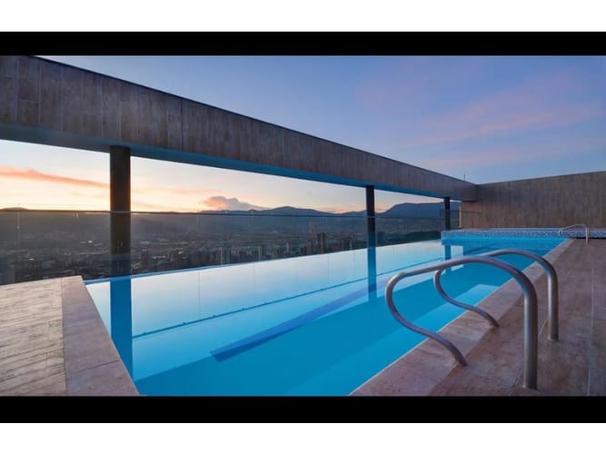 Apartamento en venta en Las Lomas No.1, Medellín · foto 14 de 16