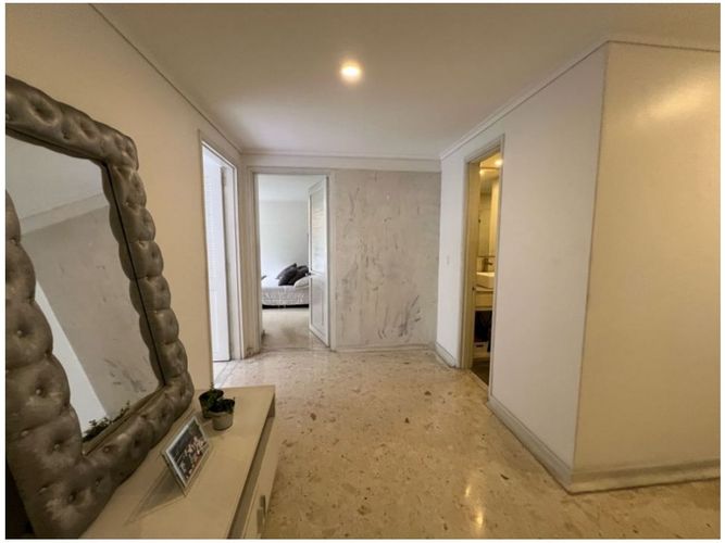 Apartamento en venta en El Poblado, Medellín · foto 21 de 24