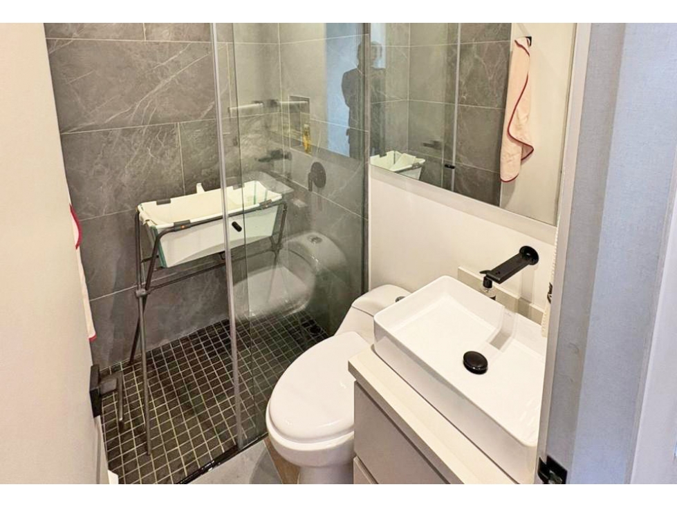 Apartamento en venta en El Poblado, Medellín · foto 7 de 7