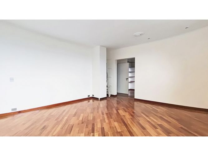 Casa de 4 alcobas en venta en El Tesoro, Medellín, 345 m² · foto 13 de 23