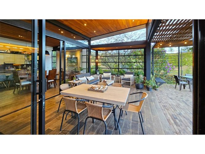 Casa de 3 alcobas en venta en La Ceja, 372 m² · foto 4 de 24