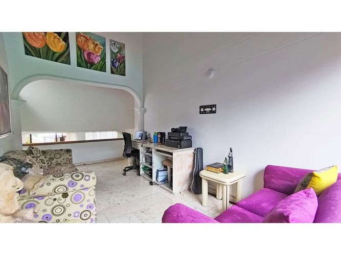 Casa de 3 alcobas en venta en La Visitación, Medellín, 274 m² · foto 13 de 24