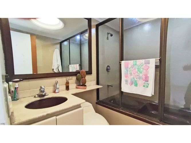 Casa de 3 alcobas en venta en La Visitación, Medellín, 274 m² · foto 20 de 24