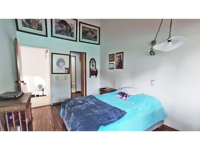 Casa de 3 alcobas en venta en La Visitación, Medellín, 274 m² · foto 21 de 24