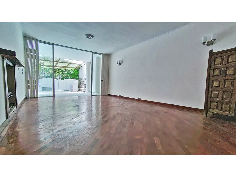 Casa en arriendo en El Tesoro, Medellín · foto 7 de 23