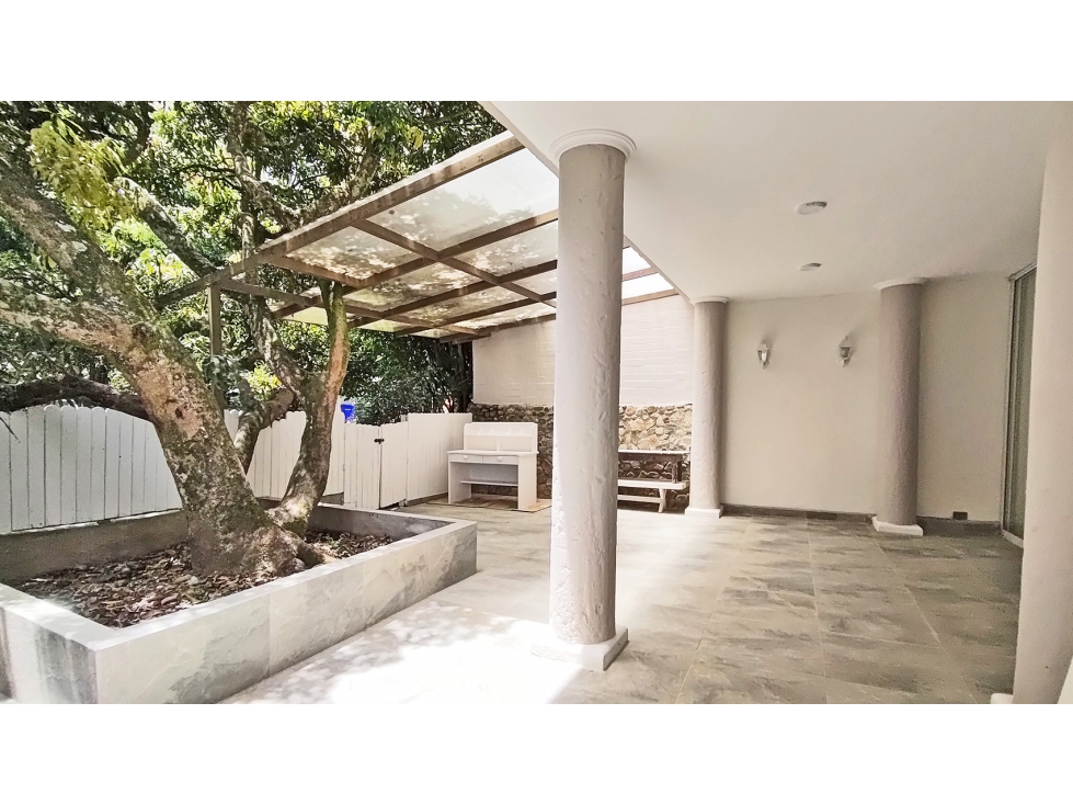 Casa en arriendo en El Tesoro, Medellín · foto 10 de 23