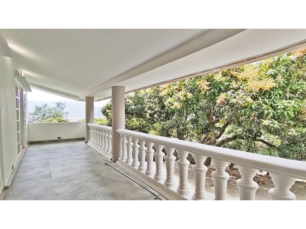 Casa en arriendo en El Tesoro, Medellín · foto 22 de 23