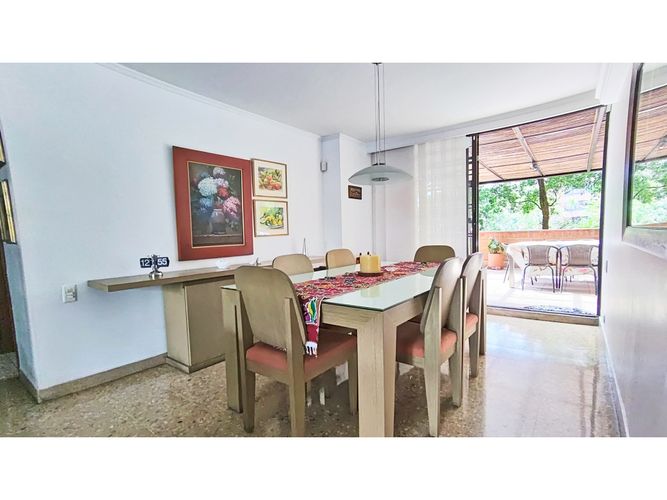 Apartamento de 3 alcobas en venta en Patio Bonito, Medellín, 211 m² · foto 12 de 21