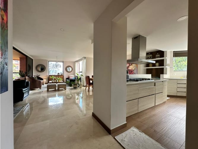Apartamento en venta en Lalinde, Medellín · foto 11 de 24