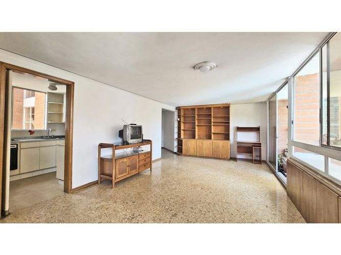 Apartamento de 2 alcobas en venta en La Florida, Medellín, 105 m² · foto 3 de 15