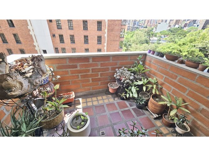 Apartamento de 2 alcobas en venta en La Florida, Medellín, 105 m² · foto 5 de 15