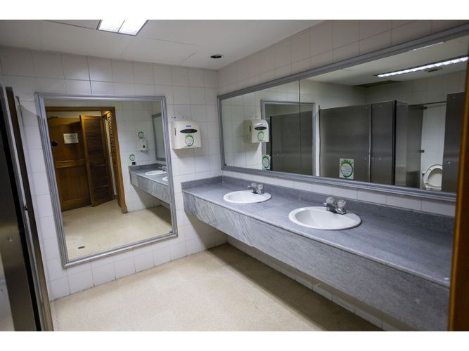 Oficina en venta en La Candelaria, Medellín, 2413 m² · foto 20 de 24