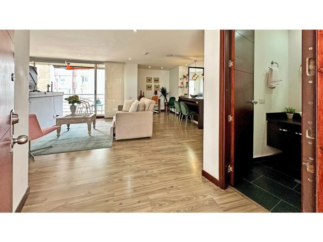 Apartaestudio en venta en Lalinde, Medellín, 72 m² · foto 4 de 9
