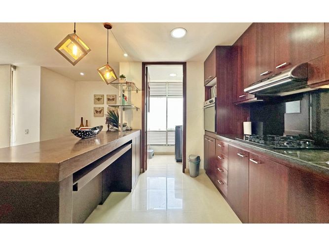 Apartaestudio en venta en Lalinde, Medellín, 72 m² · foto 5 de 9