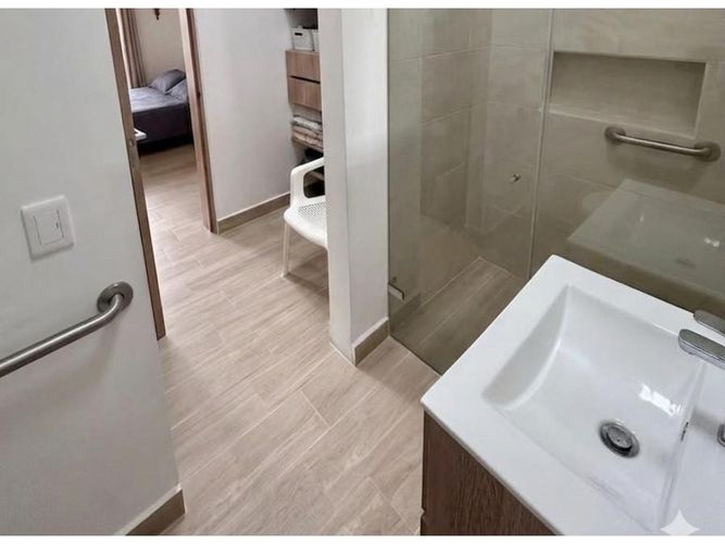 Casa de 5 alcobas en venta en La Ceja, 154 m² · foto 4 de 14
