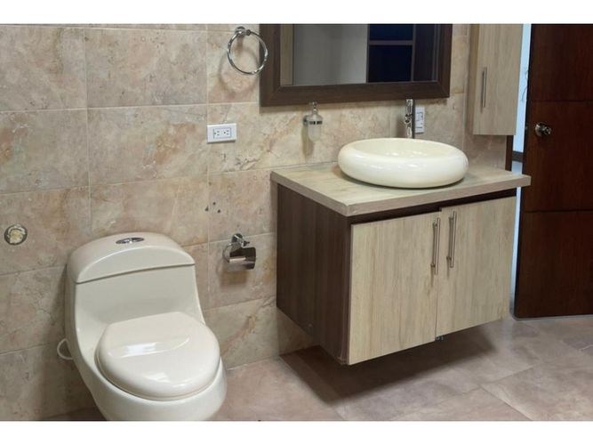 Casa de 2 alcobas en venta en La Ceja, 158 m² · foto 9 de 19