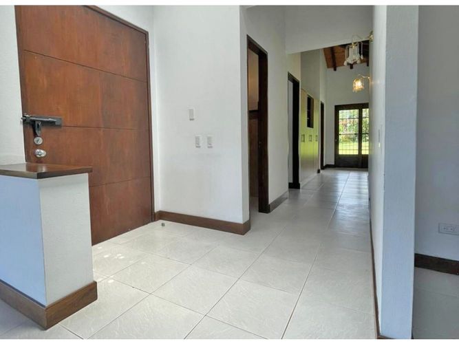 Casa de 2 alcobas en venta en La Ceja, 158 m² · foto 10 de 19
