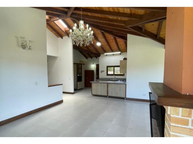 Casa de 2 alcobas en venta en La Ceja, 158 m² · foto 13 de 19