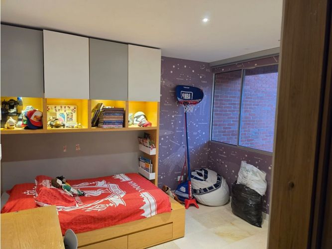 Apartamento de 3 alcobas en venta en Cristales, Cali, 198 m² · foto 9 de 14