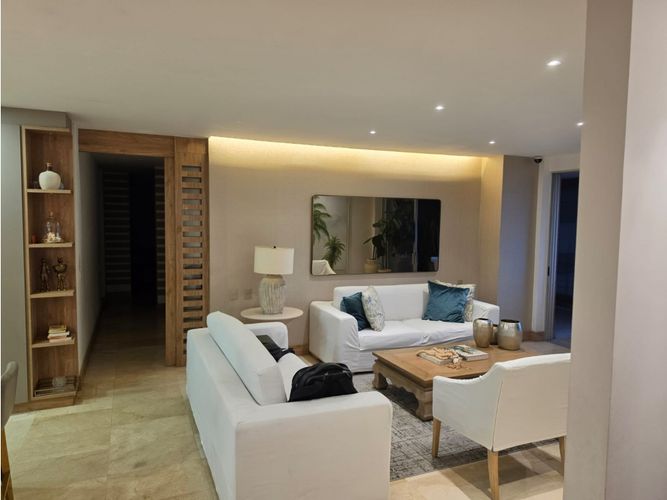 Apartamento de 3 alcobas en venta en Cristales, Cali, 198 m² · foto 14 de 14