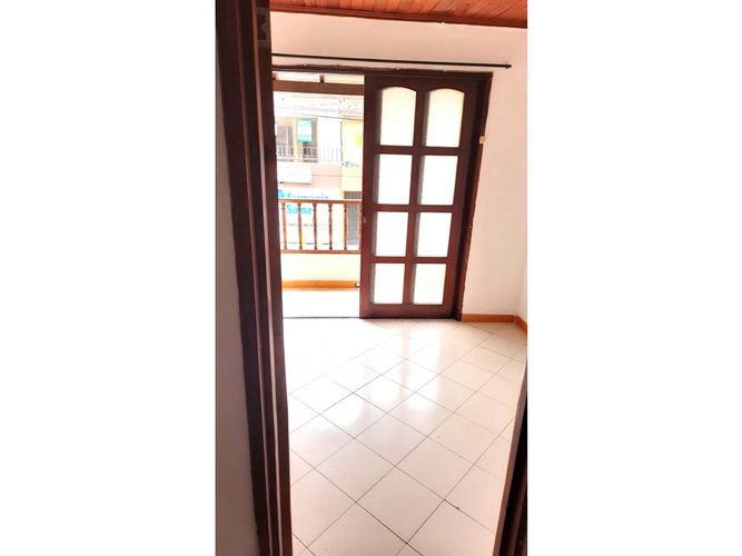 Casa de 4 alcobas en venta en Rodeo Alto, Medellín, 110 m² · foto 8 de 24