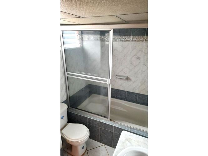 Casa de 4 alcobas en venta en Rodeo Alto, Medellín, 110 m² · foto 14 de 24