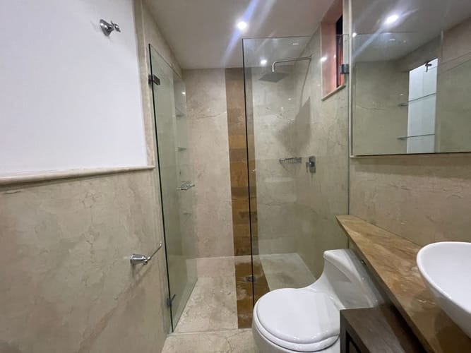 Apartamento de 3 alcobas en arriendo en Laureles, Medellín, 105 m² · foto 8 de 19