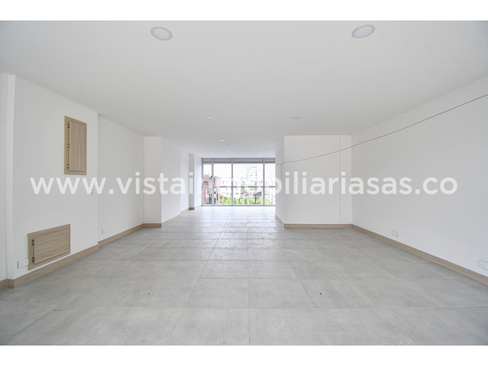 Retail space for rent in Avenida Santander, Manizales