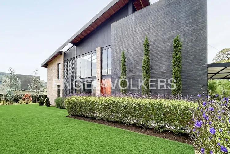 Casa de 5 alcobas en venta en So�Adora, La Ceja, 250 m² · foto 12 de 14