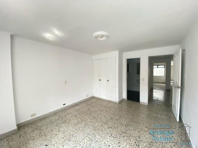 Edificio en venta en Conquistadores, Medellín · foto 15 de 20