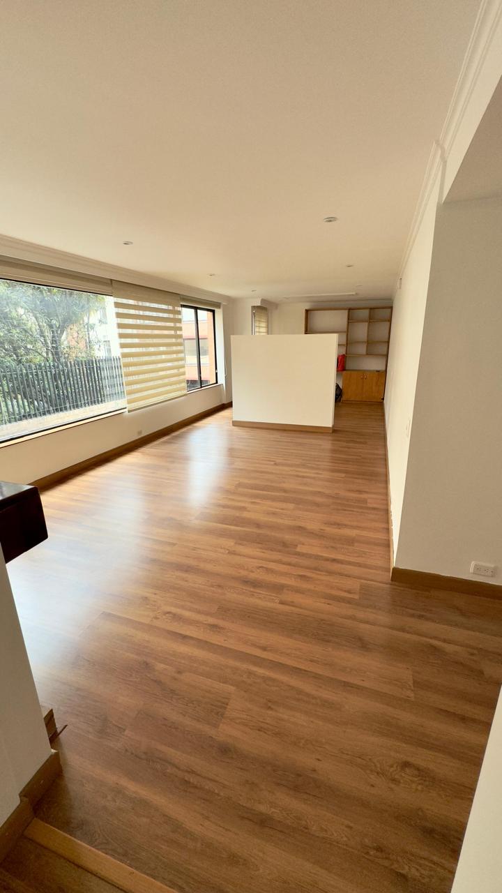 Apartamento en venta en Chico Norte, Bogotá · foto 3 de 20
