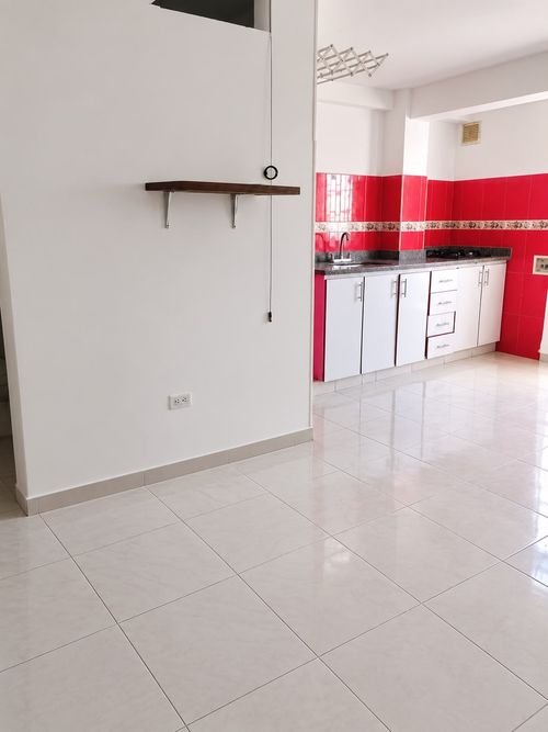 Apartamento de 2 alcobas en venta en Comuneros, Bucaramanga, 42 m² · foto 11 de 12